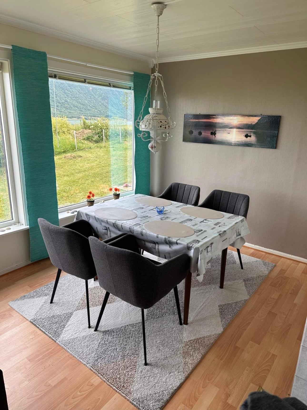 Midnattsolveien 3158,Sommarhusstrand Laukvik Lofoten Norway 외부 사진