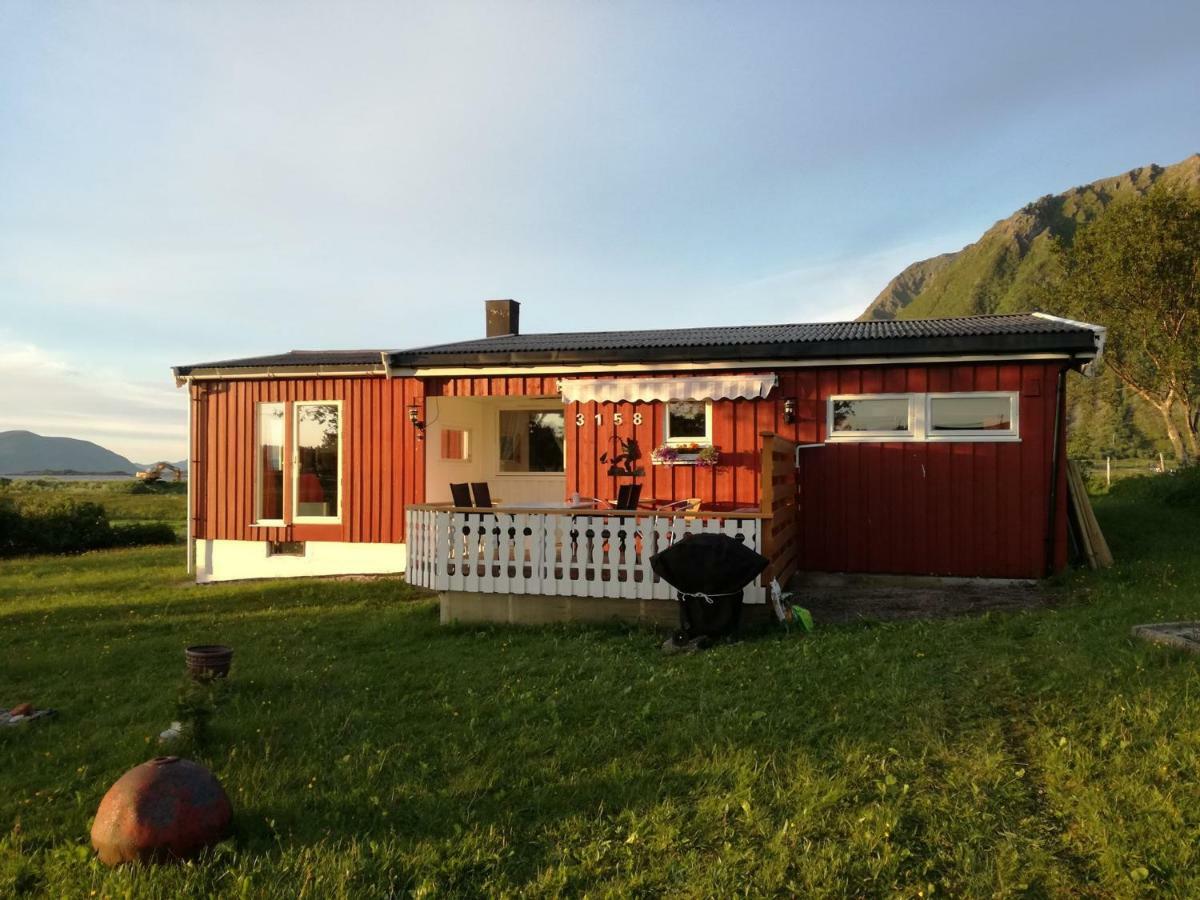 Midnattsolveien 3158,Sommarhusstrand Laukvik Lofoten Norway 외부 사진